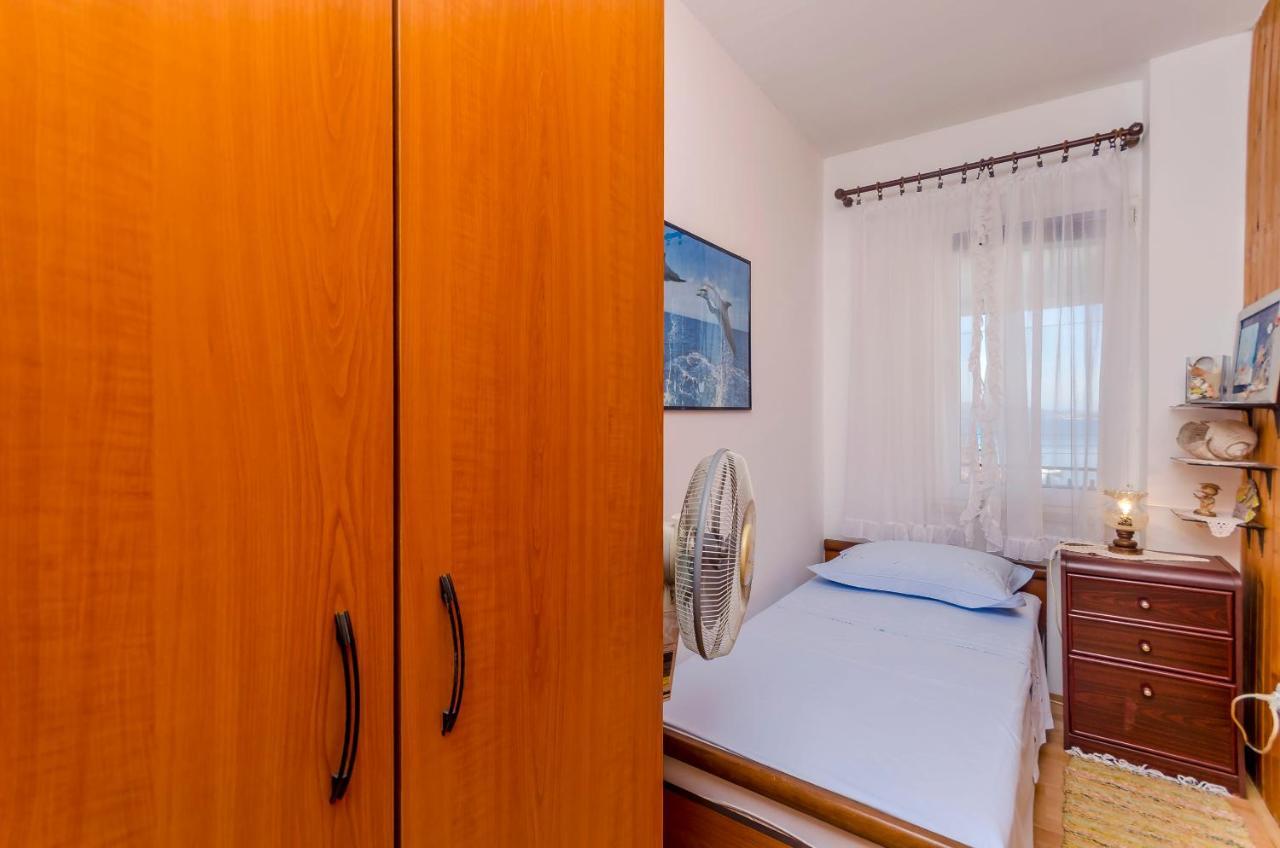 Apartment Buksa Трогір Екстер'єр фото