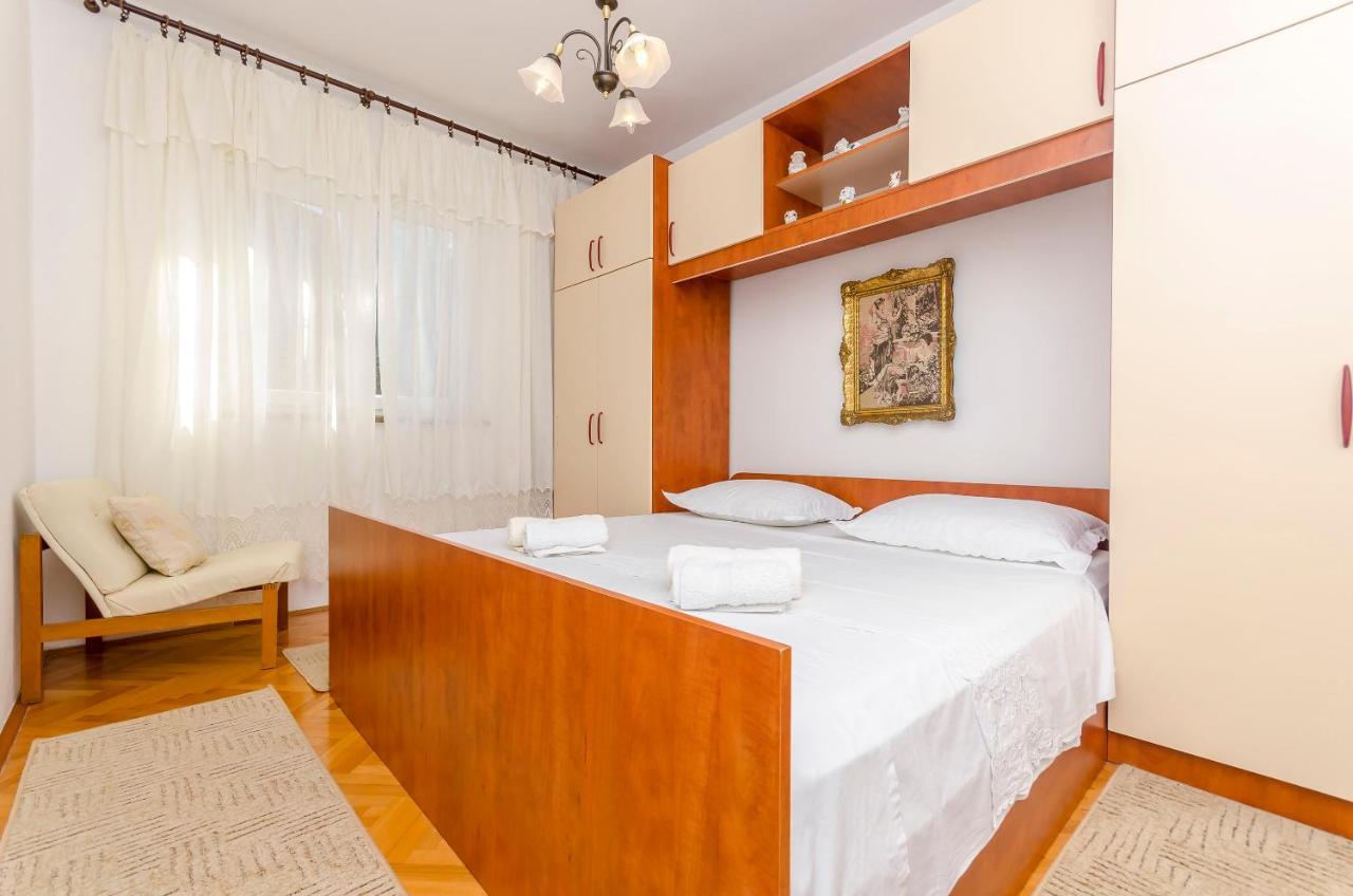 Apartment Buksa Трогір Екстер'єр фото