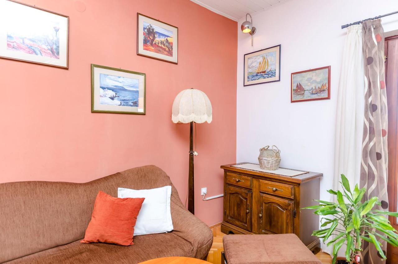 Apartment Buksa Трогір Екстер'єр фото