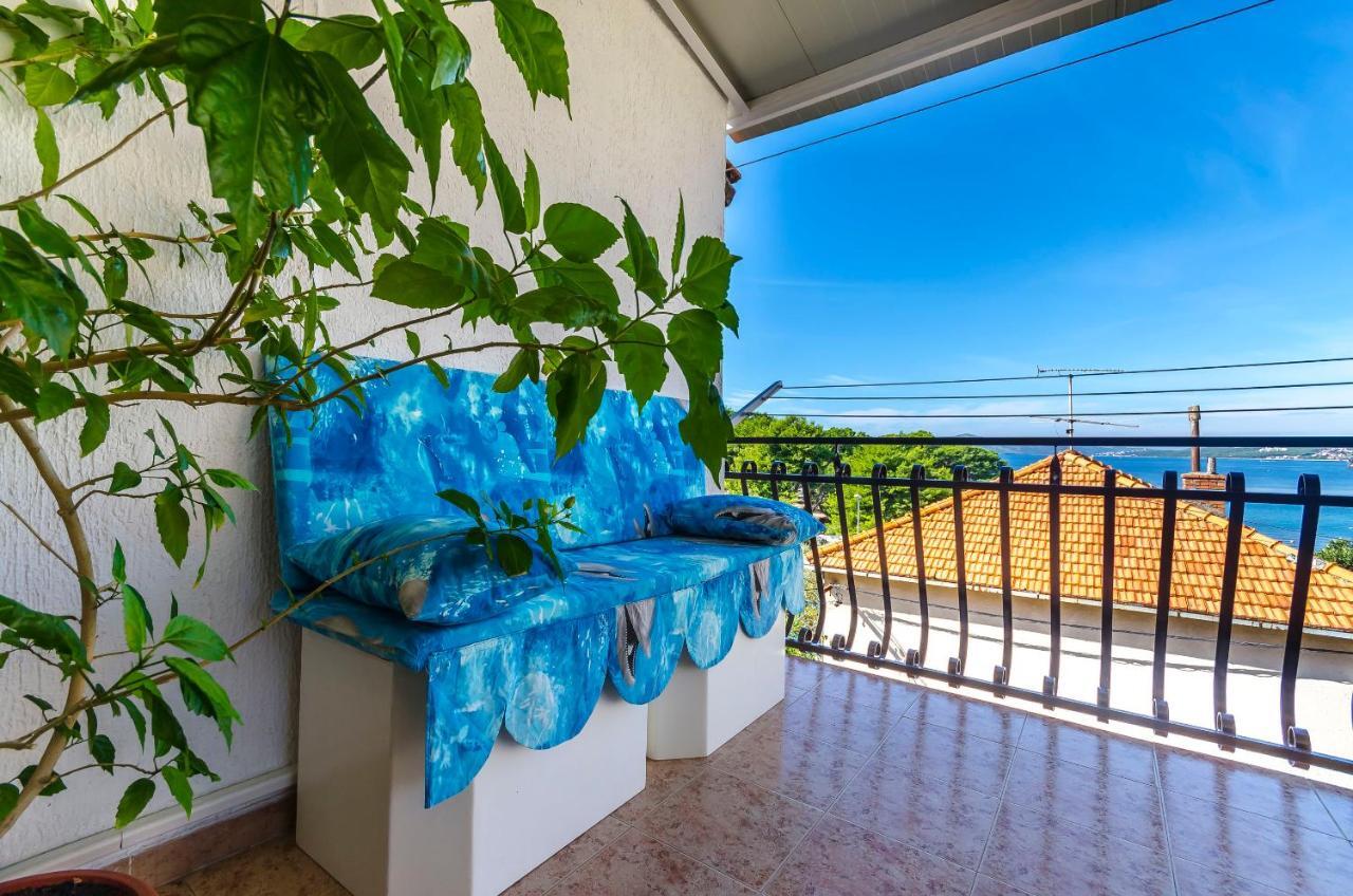 Apartment Buksa Трогір Екстер'єр фото